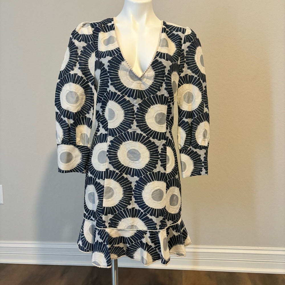 Bebe Women Sz 12 Blue White Sunfloral Embroidered Low Cut Open Back Mini Dress